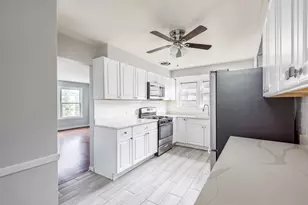 8836 Bronx Ave, Skokie, IL 60077 - Photo 7