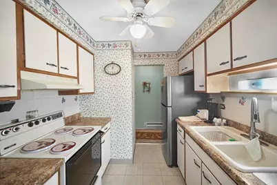 4125 W 97th Place #206, Oak Lawn, IL 60453 - Photo 9