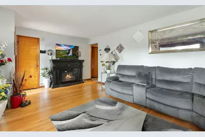 14520 S Parnell Avenue, Riverdale, IL 60827 - Photo 3