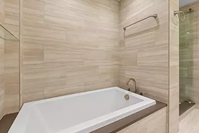 250 E Pearson Street #1601, Chicago, IL 60611 - Photo 31