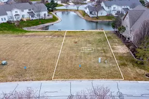 10450 Doubletree Dr S, Winfield, IN 46307 - Photo 1