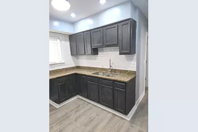 11747 S Lafayette Avenue, Chicago, IL 60628 - Photo 5