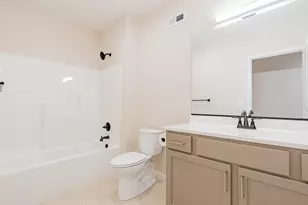 1906 Dunraven Rd, Bloomington, IL 61704 - Photo 21