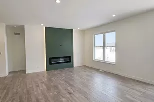 1004 Joshua Ln, Genoa, IL 60135 - Photo 9