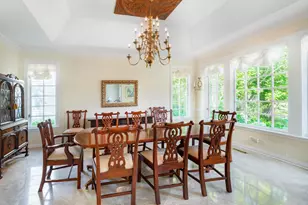 289 S South Shore Ln, Lake Forest, IL 60045 - Photo 9