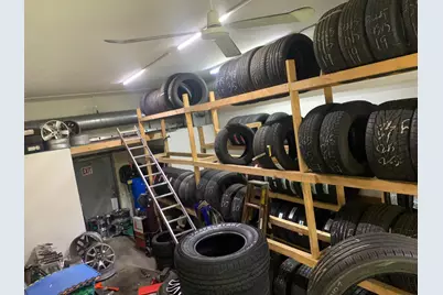 935 W Jefferson Street, Joliet, IL 60435 - Photo 13