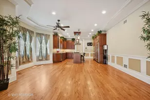 4858 W Chase Ave, Lincolnwood, IL 60712 - Photo 11