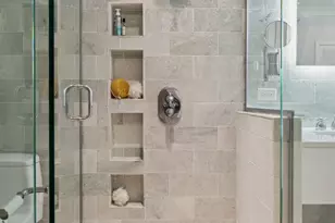 161 E Chicago Ave, Chicago, IL 60611 - Photo 11