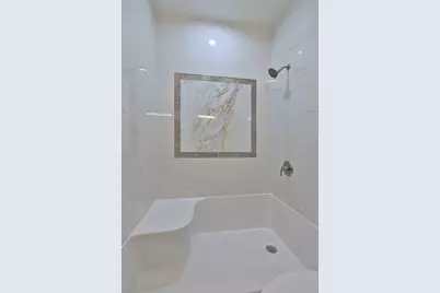 [Address not provided], Cicero, IL 60804 - Photo 9