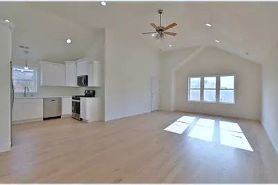 [Address not provided], Cicero, IL 60804 - Photo 5