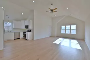 [Address not provided], Cicero, IL 60804 - Photo 5