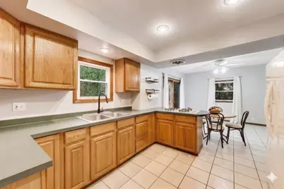 405 W Brown Street, Harvard, IL 60033 - Photo 5