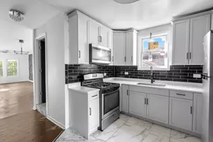 8942 S Baltimore Ave, Chicago, IL 60617 - Photo 5