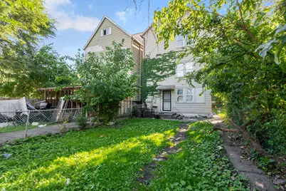 8942 S Baltimore Avenue, Chicago, IL 60617 - Photo 17