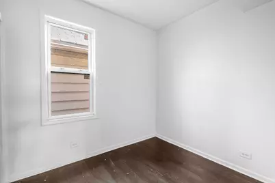 8942 S Baltimore Avenue, Chicago, IL 60617 - Photo 15