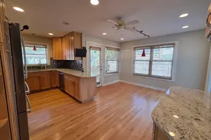 133 James Ct, Glenview, IL 60025 - Photo 3