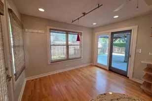 133 James Ct, Glenview, IL 60025 - Photo 5