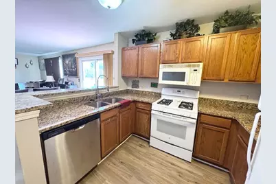 1521 Southport Court, Zion, IL 60099 - Photo 9