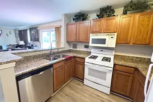 1521 Southport Ct, Zion, IL 60099 - Photo 9