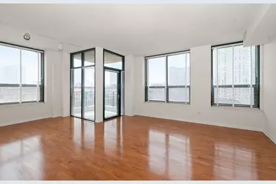 400 W Ontario Street #907, Chicago, IL 60654 - Photo 13