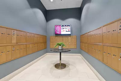 400 W Ontario Street #907, Chicago, IL 60654 - Photo 5