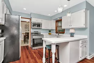 2471 Kingsley Dr, Naperville, IL 60565 - Photo 15