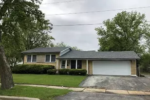 5631 Colgate Ln, Matteson, IL 60443 - Photo 1