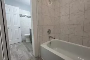 8710 Skokie Blvd, Skokie, IL 60077 - Photo 13