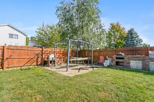 1810 Foxfield Dr, Joliet, IL 60435 - Photo 29