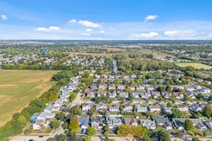 1810 Foxfield Dr, Joliet, IL 60435 - Photo 53