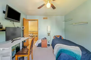 1810 Foxfield Dr, Joliet, IL 60435 - Photo 15