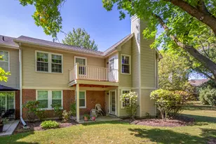 2119 Glasgow Ct, Hanover Park, IL 60133 - Photo 5