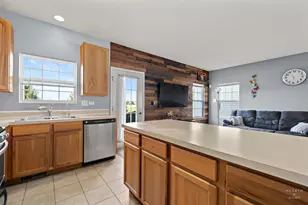 2904 Payton Xing, Johnsburg, IL 60051 - Photo 11