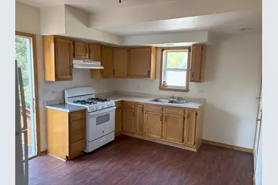 27 N Hickory Street #2B, Joliet, IL 60435 - Photo 1