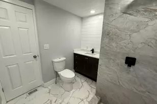 126 Knollwood Cir, Matteson, IL 60443 - Photo 9