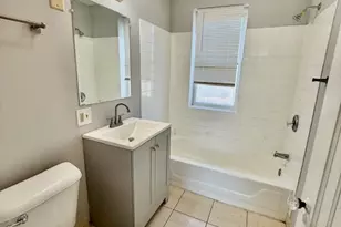 9213 S Laflin St, Chicago, IL 60620 - Photo 5