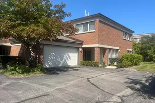 501 Kelburn Rd, Deerfield, IL 60015 - Photo 1