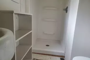 322 N Peoria St, Gilman, IL 60938 - Photo 7