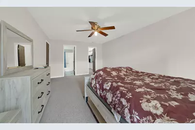 601 Lake Hinsdale Drive #301, Willowbrook, IL 60527 - Photo 15