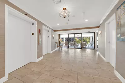 601 Lake Hinsdale Drive #301, Willowbrook, IL 60527 - Photo 17