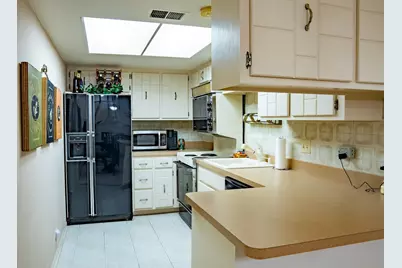 840 Elder Road #414, Homewood, IL 60430 - Photo 11