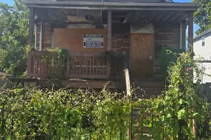 10310 S Hoxie Ave, Chicago, IL 60617 - Photo 1