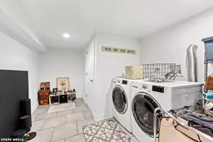 1621 N McVicker Ave, Chicago, IL 60639 - Photo 17