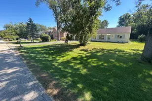 13 W Kenilworth Ave, Prospect Heights, IL 60070 - Photo 5