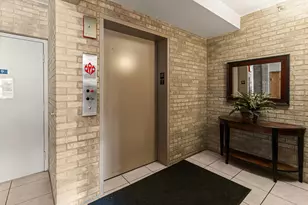 11901 Windemere Ct, Orland Park, IL 60467 - Photo 3