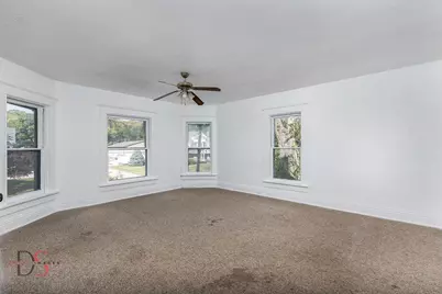 131 E Church Street, Utica, IL 61373 - Photo 9