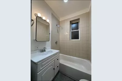 8436 S Exchange Avenue, Chicago, IL 60617 - Photo 7