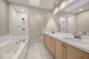 536 W Evergreen St, Wheaton, IL 60187 - Photo 9