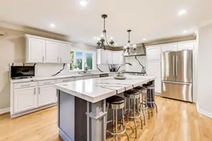 179 Sycamore Dr, Hawthorn Woods, IL 60047 - Photo 11