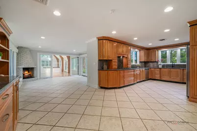 1884 Tweed Road, Inverness, IL 60067 - Photo 11